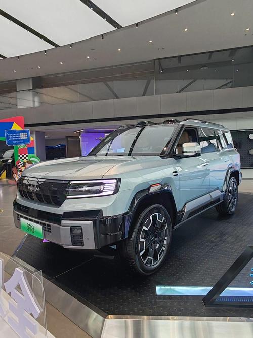 东莞12比亚迪方程豹硬派越野的爆款，英菲尼迪35周年与你共成长